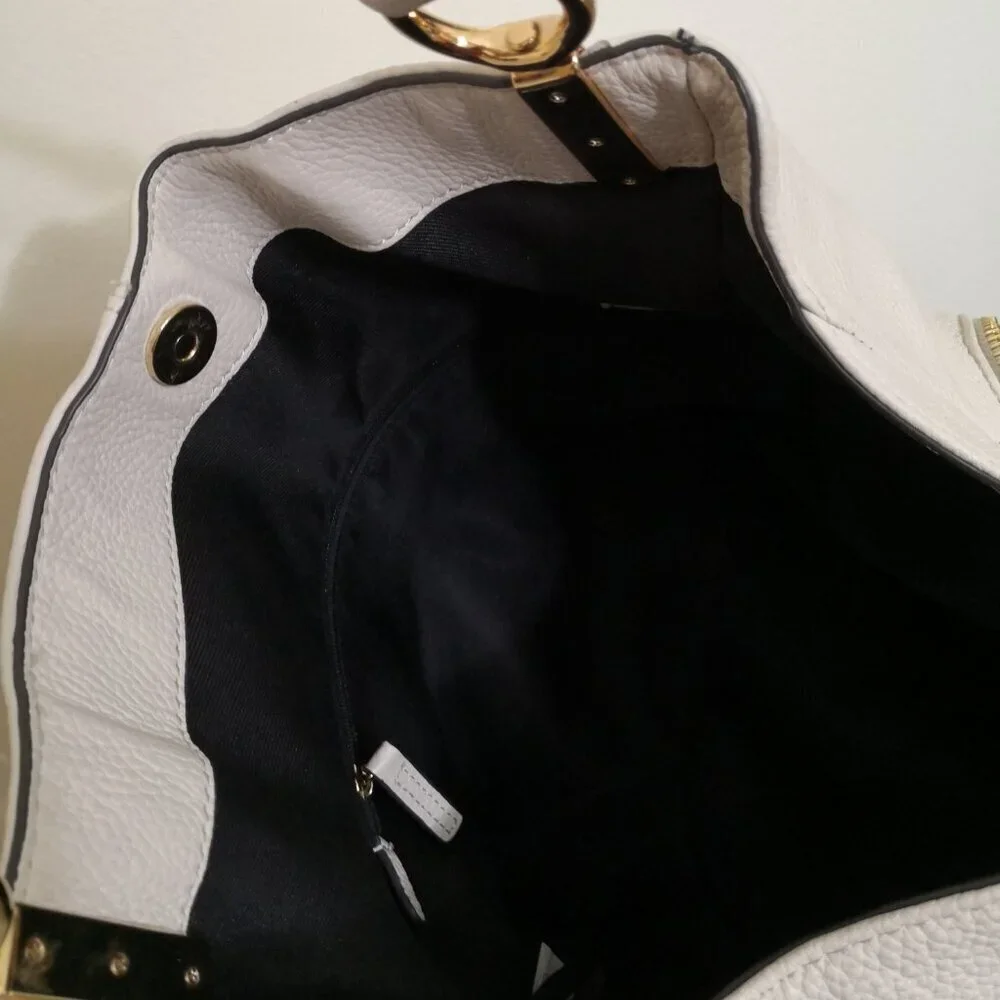 Vince Camuto vince camuto